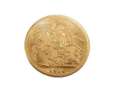 Lot 20 - A George V full gold sovereign dated 1914.
