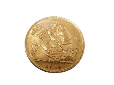 Lot 23 - A George V half gold sovereign dated 1914.
