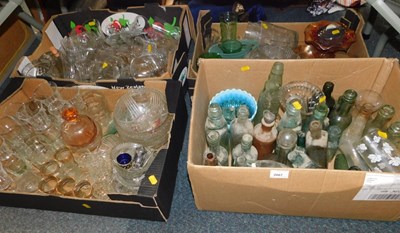 Lot 2067 - Glassware, some small items of silver plate,...