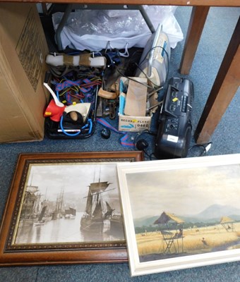 Lot 2080 - General household effects, to include two...