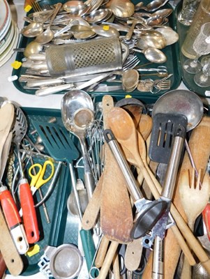 Lot 2087 - Flatware and household kitchen wares, to...