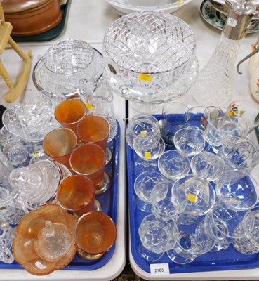 Lot 2105 - Glassware, including a claret jug, rose bowl,...