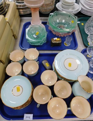 Lot 2112 - An Hammersley part tea service, including tea...
