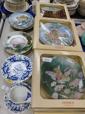 Lot 2113 - A group of Heinrich Germany collectors plates...