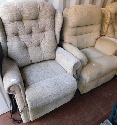 Lot 1078 - A Celebrity Rise and Recline reclining...