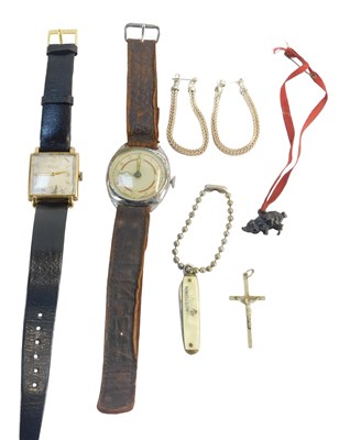 Lot 259 - Various jewellery, comprising a Baume 9ct gold...