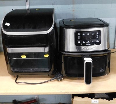 Lot 2036 - A Cuisinart Air 200U air fryer, with tools,...