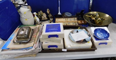 Lot 2061 - Housewares, collectables, to include brass...
