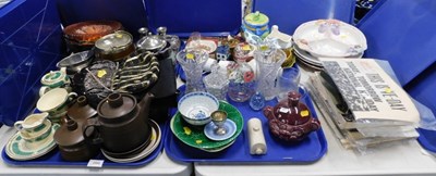 Lot 2089 - Housewares and ceramics, and collectables, to...