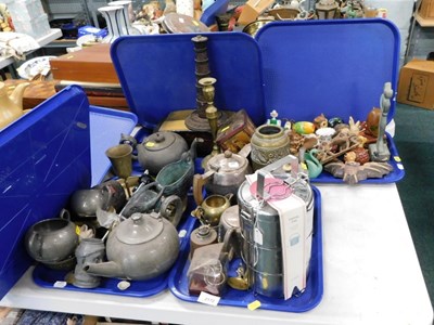 Lot 2172 - Housewares, to include a Sainsbury's tiffin...