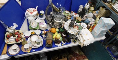 Lot 2167 - Housewares and ceramics, to include various...