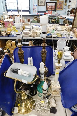 Lot 2111b - A selection of lights, comprising a gilt desk...