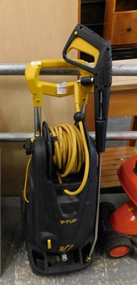 Lot 1575 - A V-Tuf V7 power washer.  Note: VAT is payable...