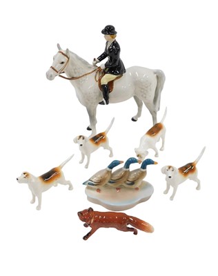 Lot 497 - A Beswick part hunting group, comprising a...