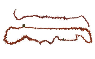 Lot 541 - A graduated coral necklace, with brass square...