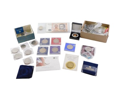 Lot 616 - Various collectors coins, to include...