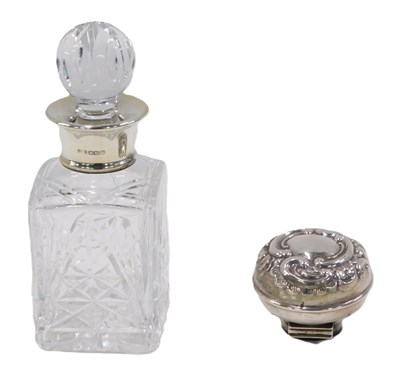 Lot 571 - A pressed glass and silver collared scent...