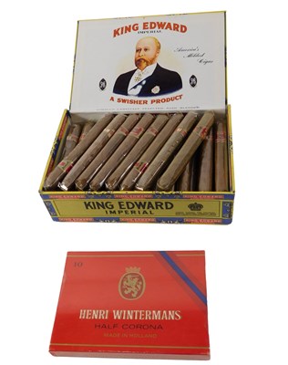 Lot 594 - Two boxes of cigars, comprising Henry...