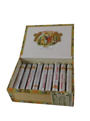 Lot 595 - A cased set of Romeo Y Julieta Havana...