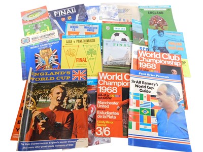 Lot 634 - Sporting interest. A Nottingham Forest...
