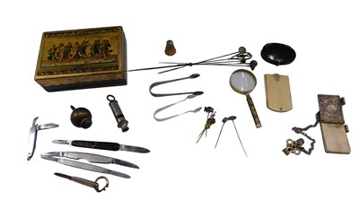 Lot 636 - Ornamental trinkets, comprising simulated...