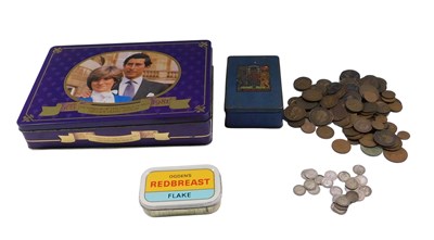 Lot 659 - Mixed coinage, comprising small group of...
