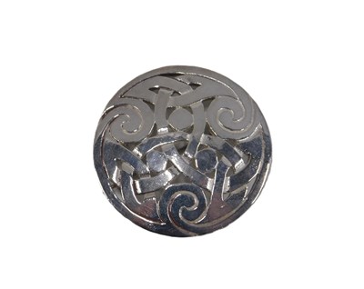 Lot 88 - An Ian McCormick silver Scottish weave brooch,...