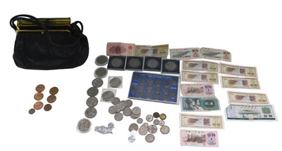 Lot 624a - Ladies evening bag and contents of coins, to...