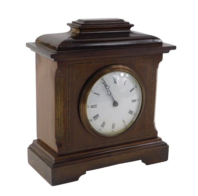 Lot 729 - An Edwardian mahogany and chequer banded...