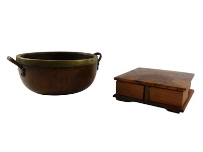 Lot 730 - A thuya wood jewellery box, with four hinged...