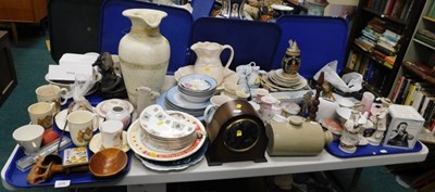 Lot 2276 - Ceramics and ornaments, to include Coronet...