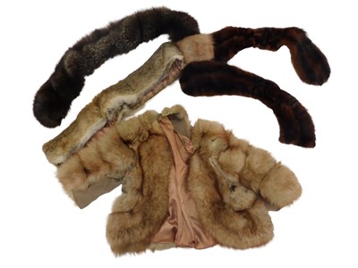 Lot 867 - A collection of fur and mink stoles, various...