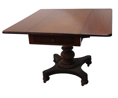 Lot 1031 - An early Victorian mahogany drop leaf...