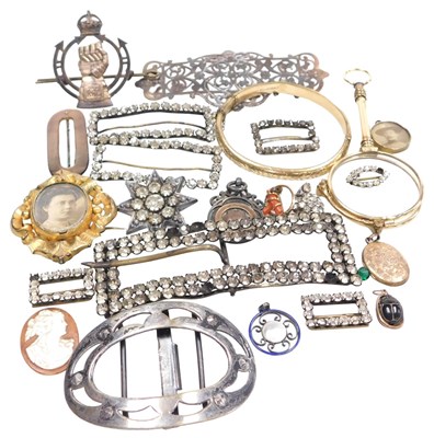 Lot 220 - Victorian and later jewellery, including paste...