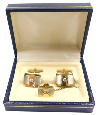 Lot 208 - A bi colour and diamond set gentleman's dress...