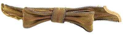 Lot 212 - An early 20thC tri colour mesh bow brooch,...