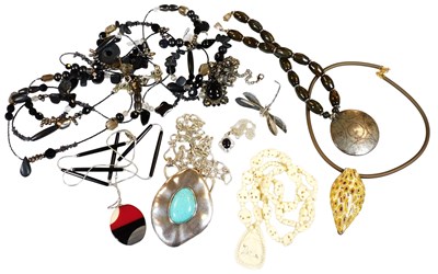 Lot 336 - Silver and costume jewellery, including a...
