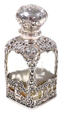 Lot 370 - A late 19thC Continental cut glass scent...