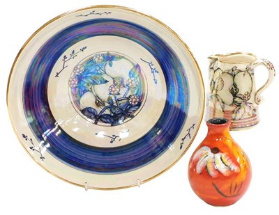 Lot 289 - A Poole pottery Manhattan Daisy pattern...
