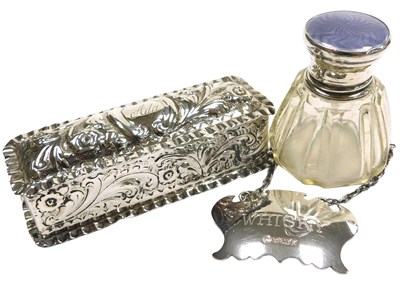 Lot 388 - A George V cut glass and silver lidded...