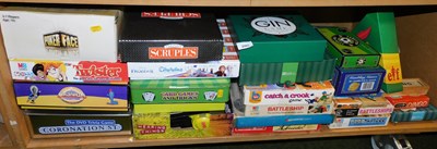 Lot 2065 - Various games, to include Twister, a...