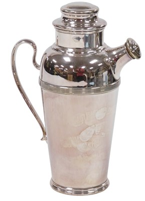 Lot 435 - A 20thC Harrods silver plated cocktail...