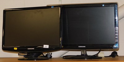 Lot 2081 - A Samsung 20" flat screen television, together...