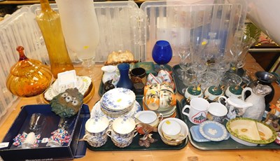 Lot 2154 - General household effects, to include part...