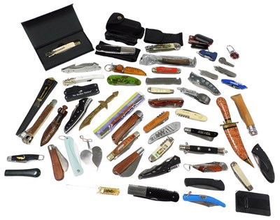 Lot 503 - Assorted pocket knives and tools, including...