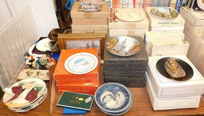 Lot 2263 - Collector's plates, to include Spode Christmas...