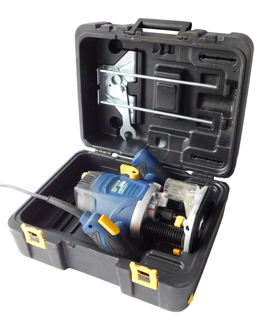 Lot 557 - A MacAllister router, 1500 watt, MR01500A,