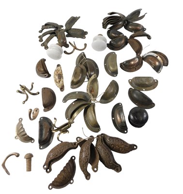 Lot 265 - A quantity of antique brass and ceramic handles.