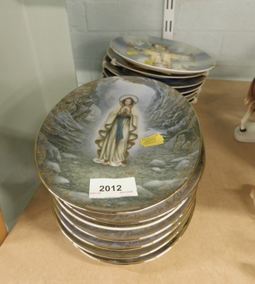 Lot 2012 - A group of collectors plates, religious...