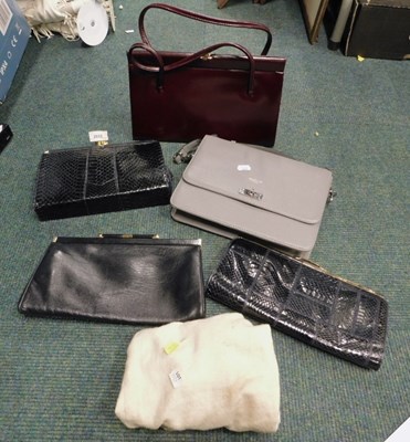 Lot 2032 - A quantity of handbags, including Osprey of...